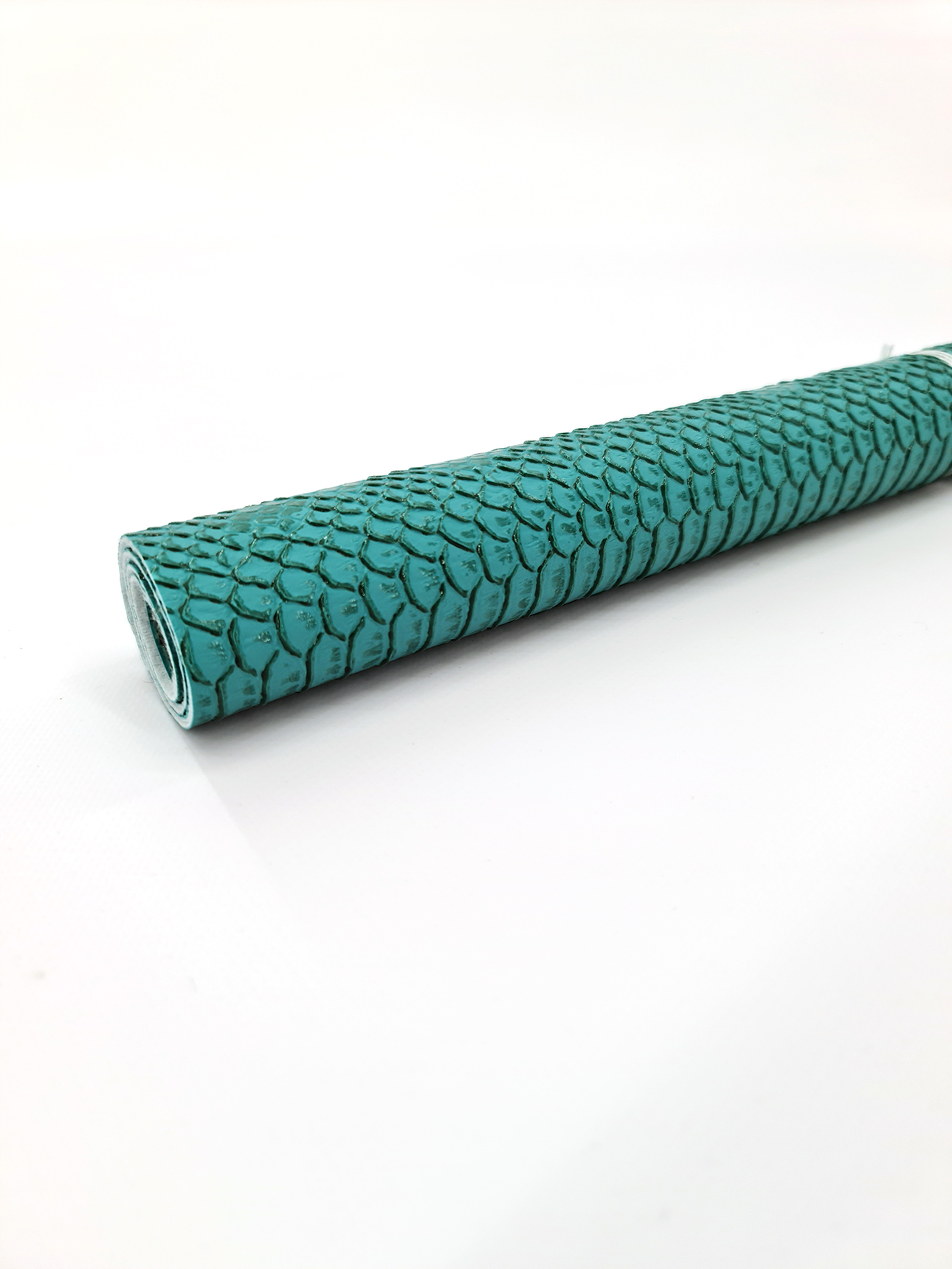 Similpelle, 50 x 70 cm, effetto squamato turchese