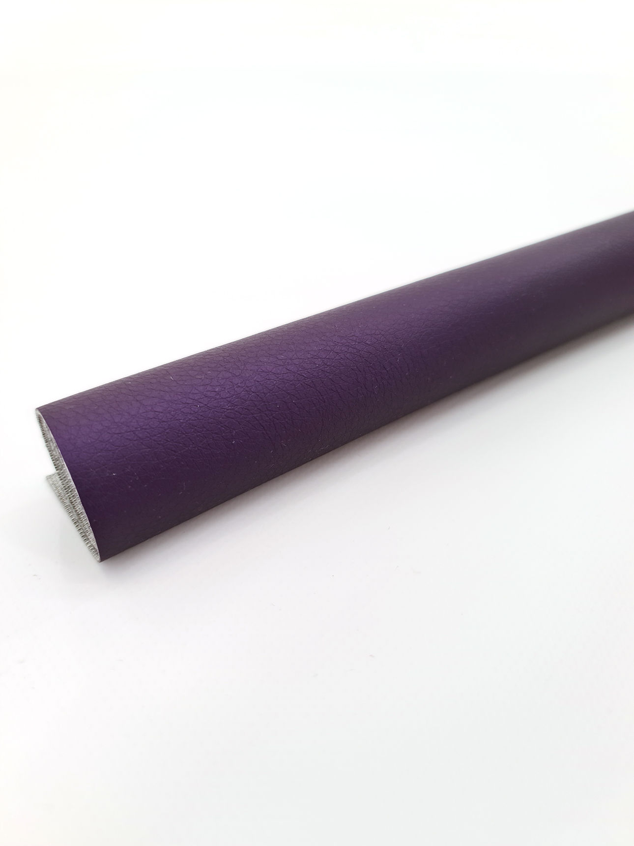 Similpelle, 50 x 70 cm, viola brillante